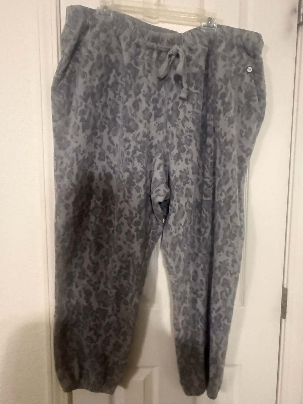 LIVI Active Lane Bryant Grey Leopard Print Drawstring Jogger Sweatpants